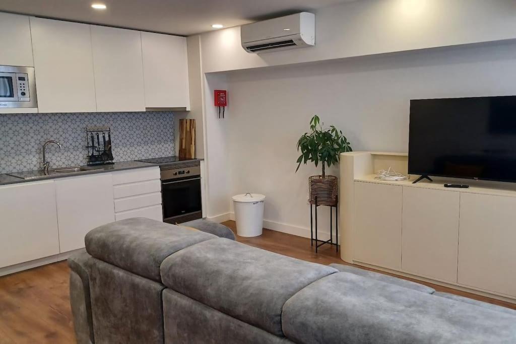 A H - Apartment Oporto Downtown Exterior photo