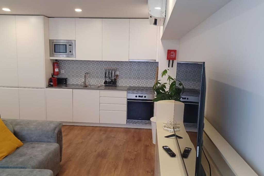 A H - Apartment Oporto Downtown Exterior photo
